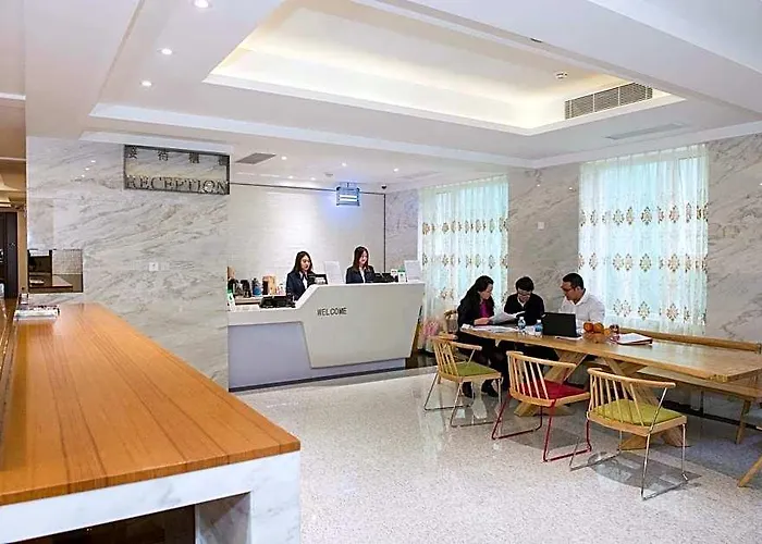 San Tung Fong Commerical South Wing Hotel 2*
